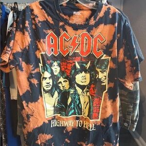 AC/DC mens acid wash Graphic Tee - Highway to Hell size: L